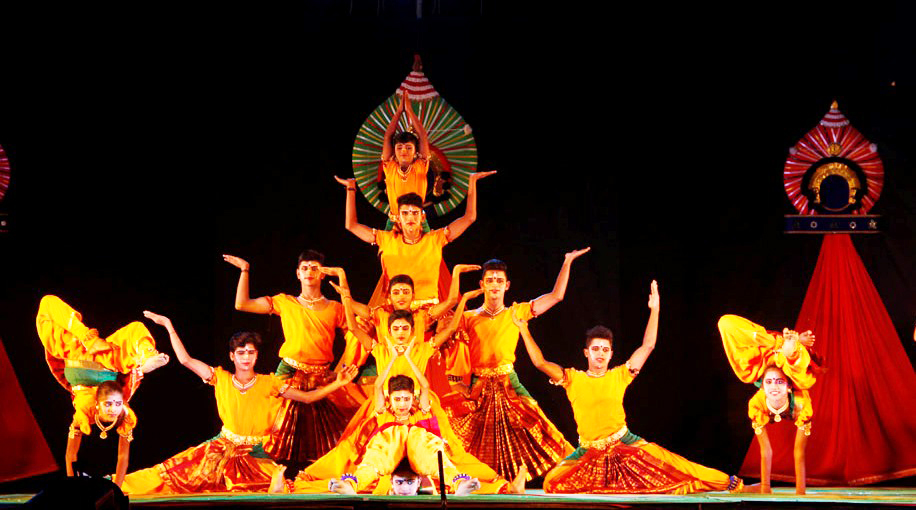 ಉತ್ತರ ಕರ್ನಾಟಕ: ಕಲಾಸಕ್ತರ ಮನಗೆದ್ದ ಆಳ್ವಾಸ್ ಸಾಂಸ್ಕೃತಿಕ ವೈಭವ